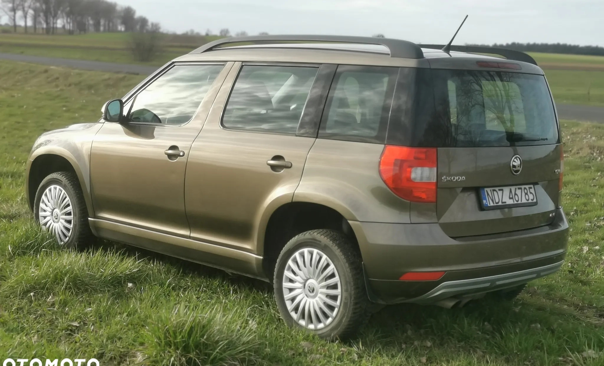 Skoda Yeti cena 33300 przebieg: 274000, rok produkcji 2014 z Serock małe 79